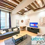 Urban Flat 67 - Spacious Flat In