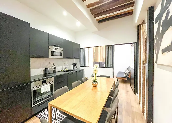 Urban Flat 67 - Spacious Flat In Apartmán Paříž